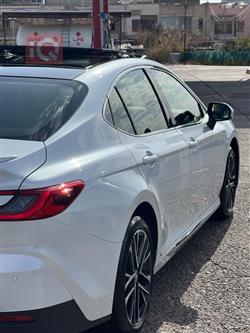 تۆیۆتا کامری